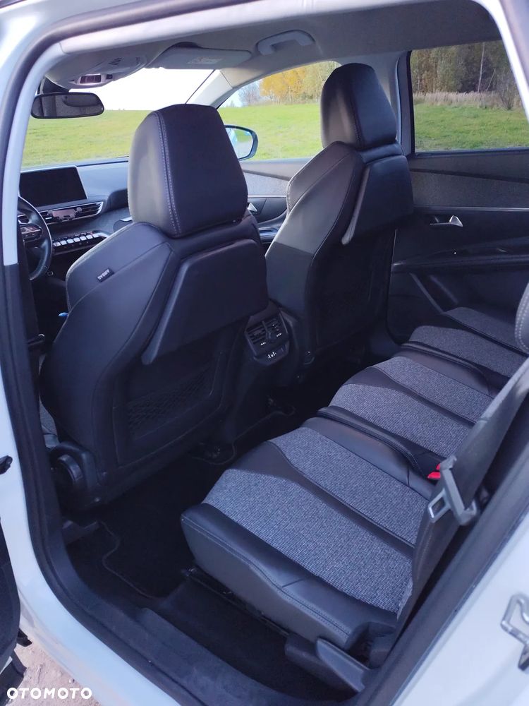 Peugeot 5008 1.2 PureTech Allure S&S EAT6 - 7