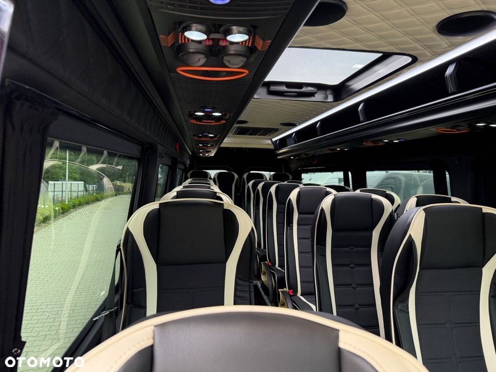 Mercedes-Benz Sprinter 519 Tourist Line GSR II - 11