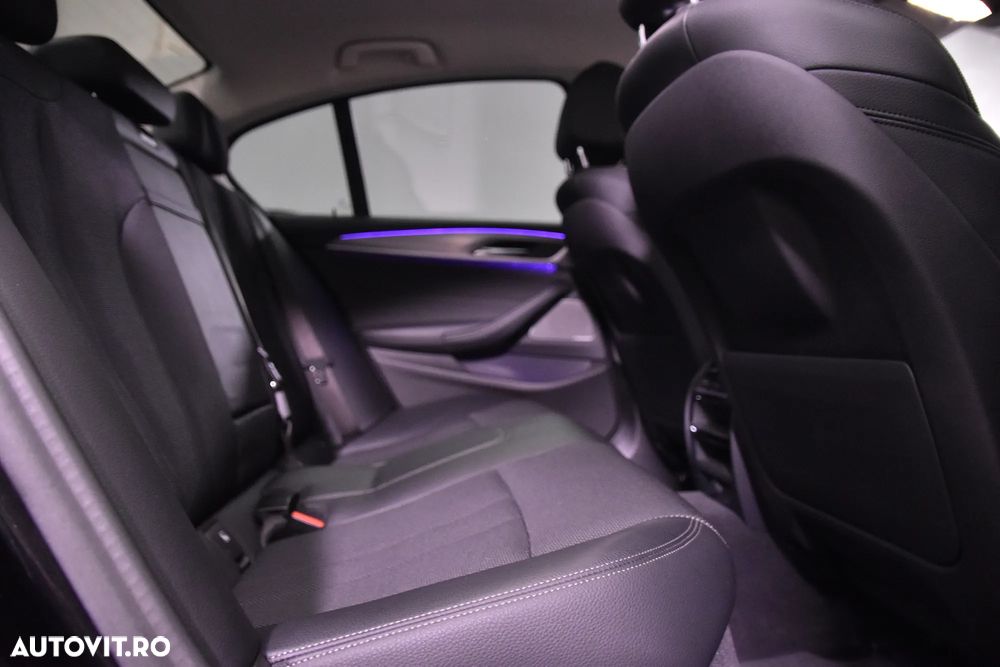 BMW Seria 5 520d Aut. - 12