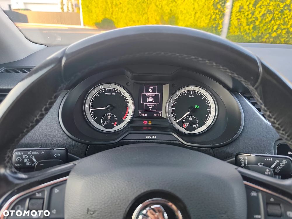 Skoda Octavia 2.0 TDI DSG Premium Edition - 30