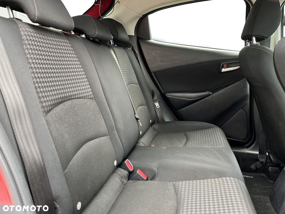 Mazda 2 - 19