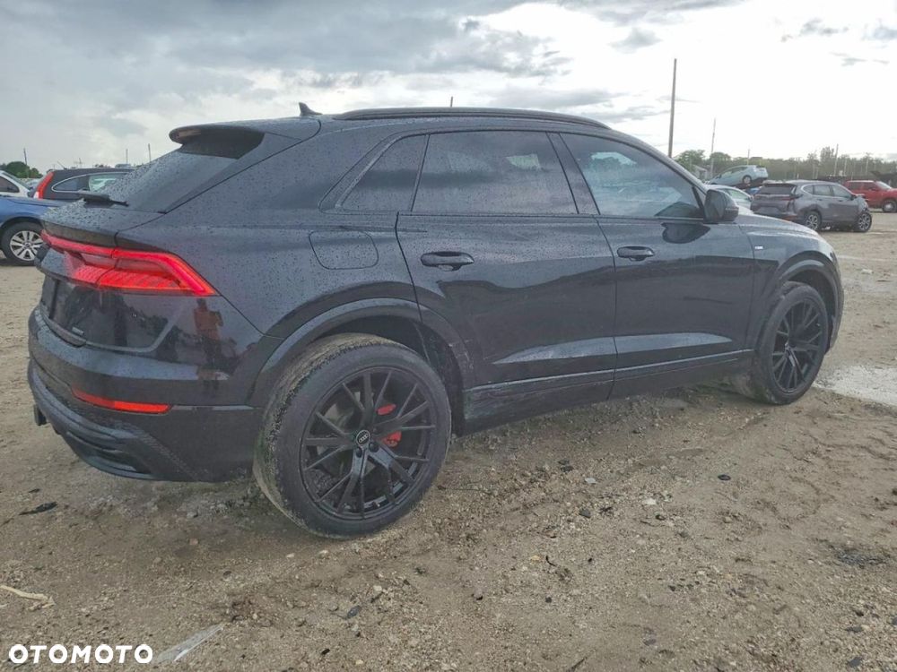 Audi Q8 - 5
