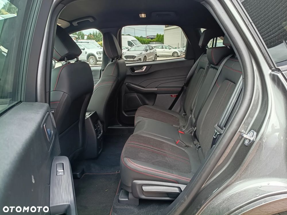 Ford Kuga 2.5P PHEV FWD ST-Line X - 14