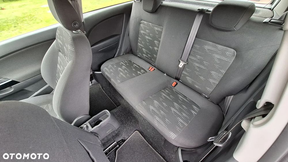 Opel Corsa - 15