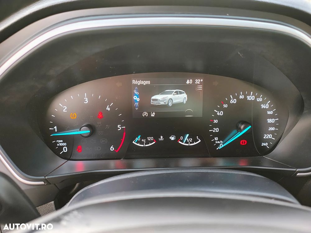 Ford Focus Turnier 1.5 EcoBlue Start-Stopp-System COOL&CONNECT DESIGN - 19