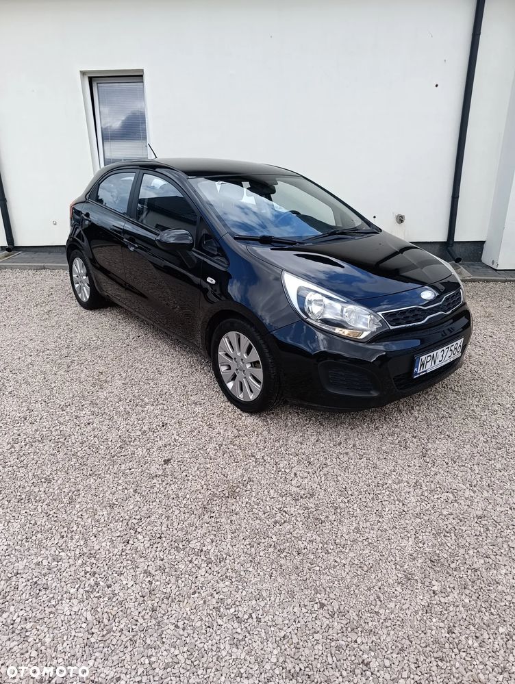 Kia Rio - 19