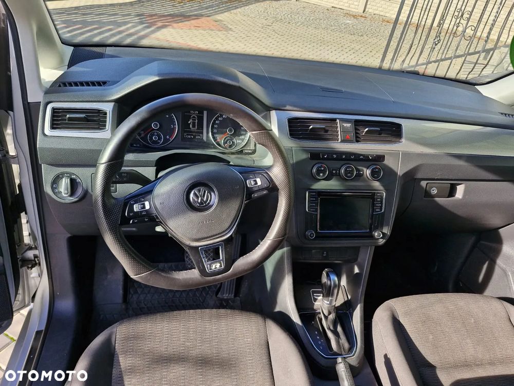 Volkswagen Caddy 2.0 TDI Comfortline DSG - 6
