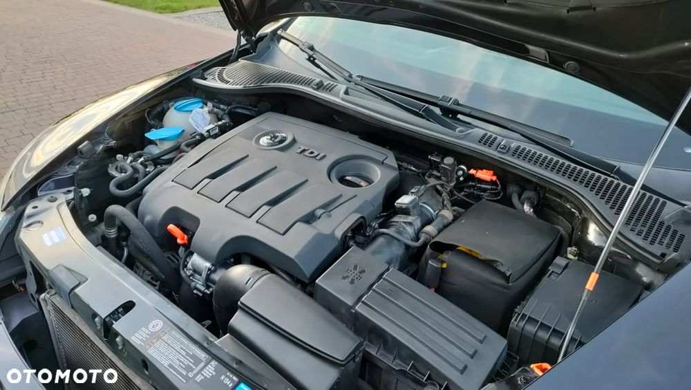 Skoda Octavia 1.6 TDI DPF Ambiente - 16