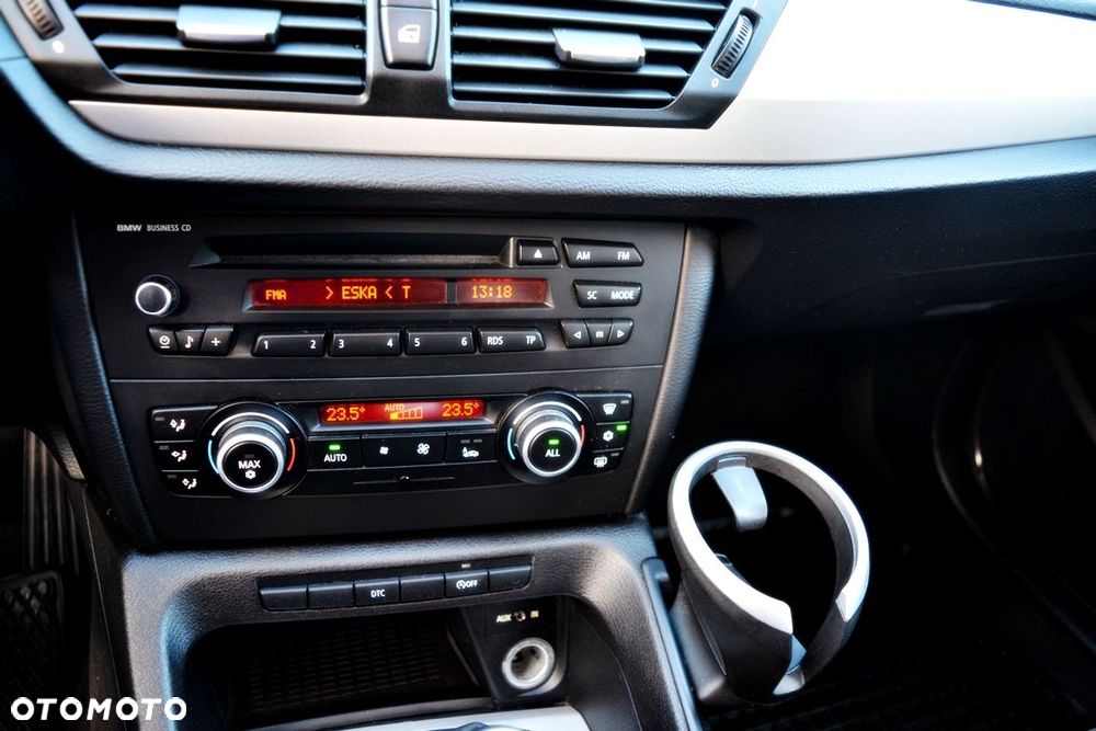 BMW X1 sDrive18d xLine - 7