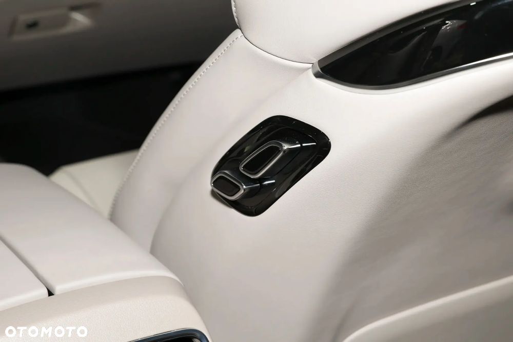 BYD Han Executive - 26