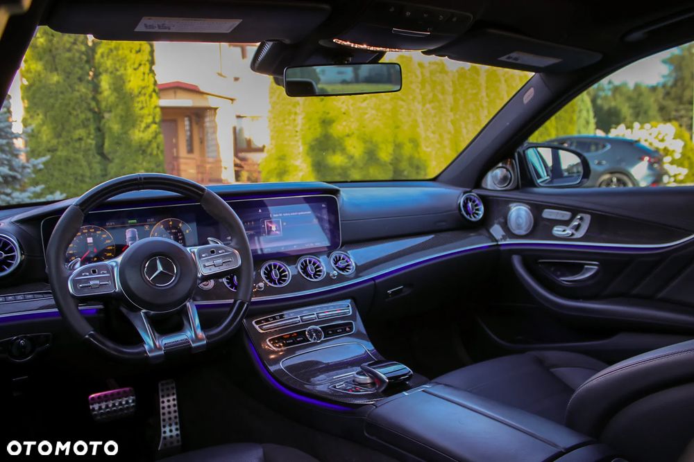 Mercedes-Benz Klasa E AMG 53 4Matic AMG Speedshift TCT-9G - 32