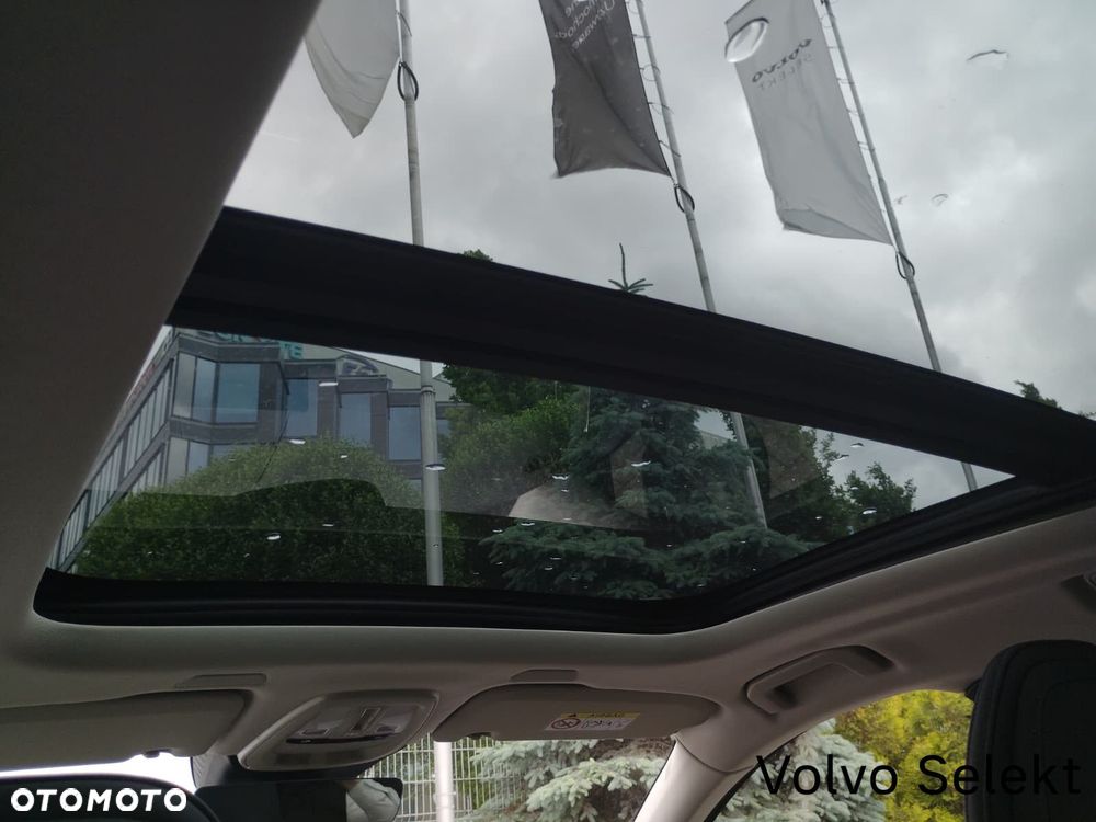 Volvo XC 60 - 30