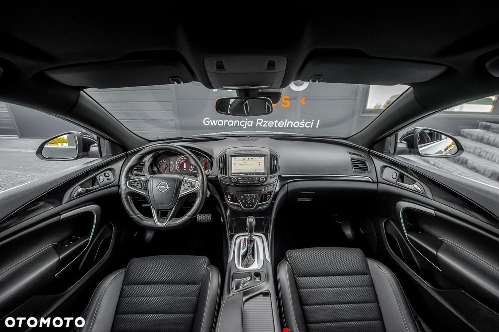 Opel Insignia 2.8 T V6 OPC - 22