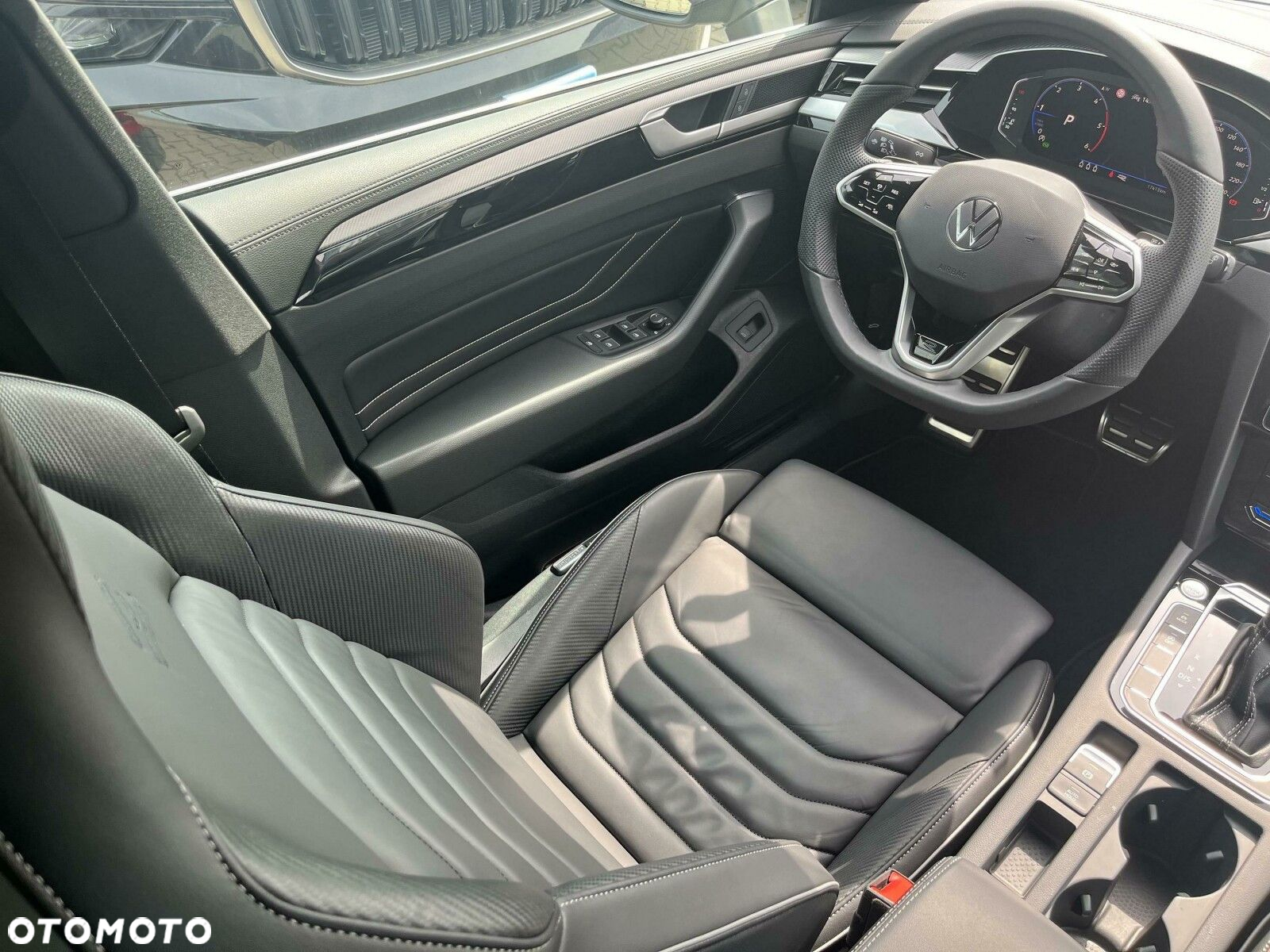 Volkswagen Arteon 2.0 TDI 4Motion R-Line DSG - 19