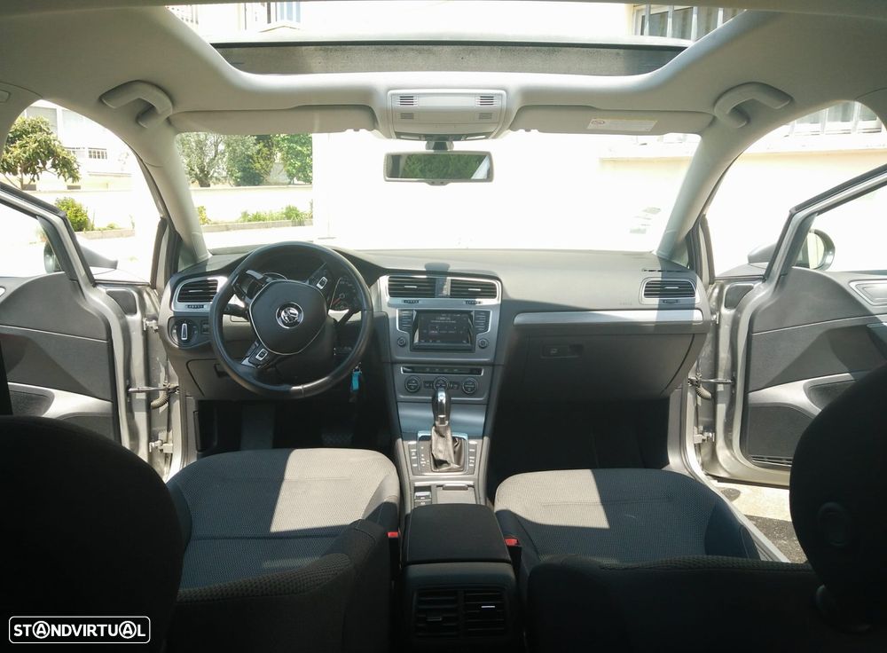 VW Golf 2.0 TDi Highline DSG - 5