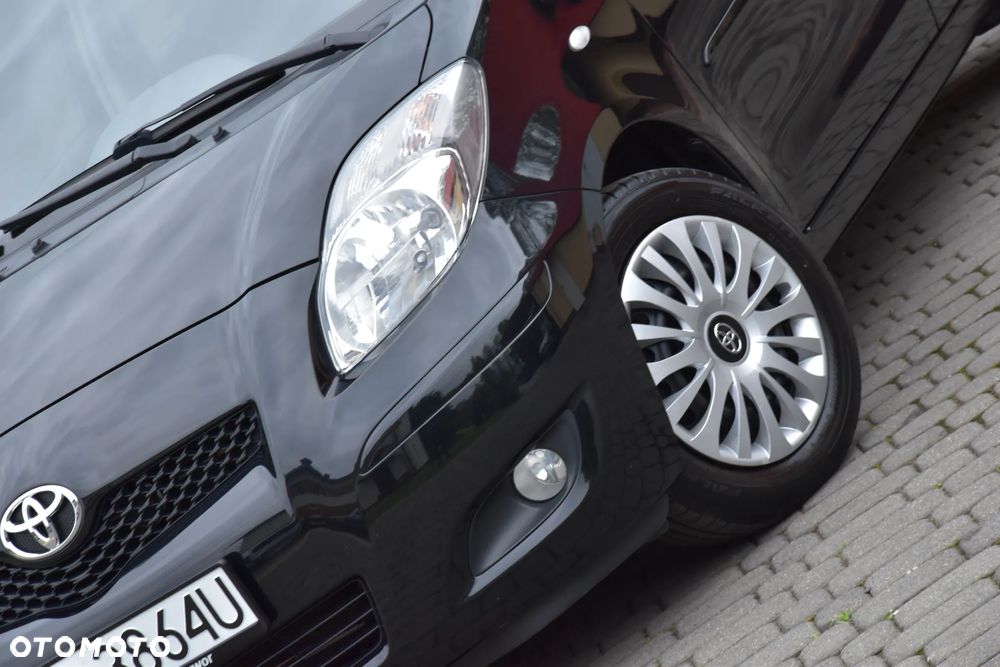 Toyota Yaris 1.33 VVT-i Executive - 4