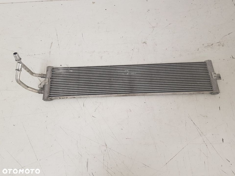 BMW 5 G30 G31 7 G11 G12 G14 G32 CHŁODNICA CHŁODNICZKA OLEJU PRZEKŁADNIOWEGO 8619387 - 1