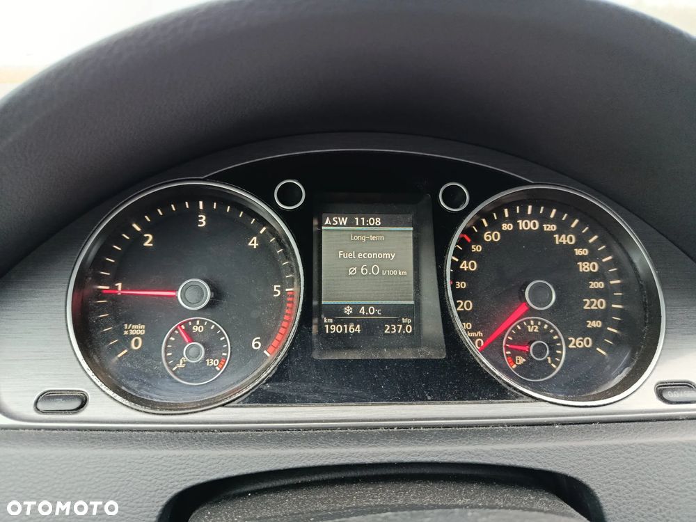 Volkswagen Passat Variant ver-2-0-tdi-dpf-bluemotion-technology-highline - 16