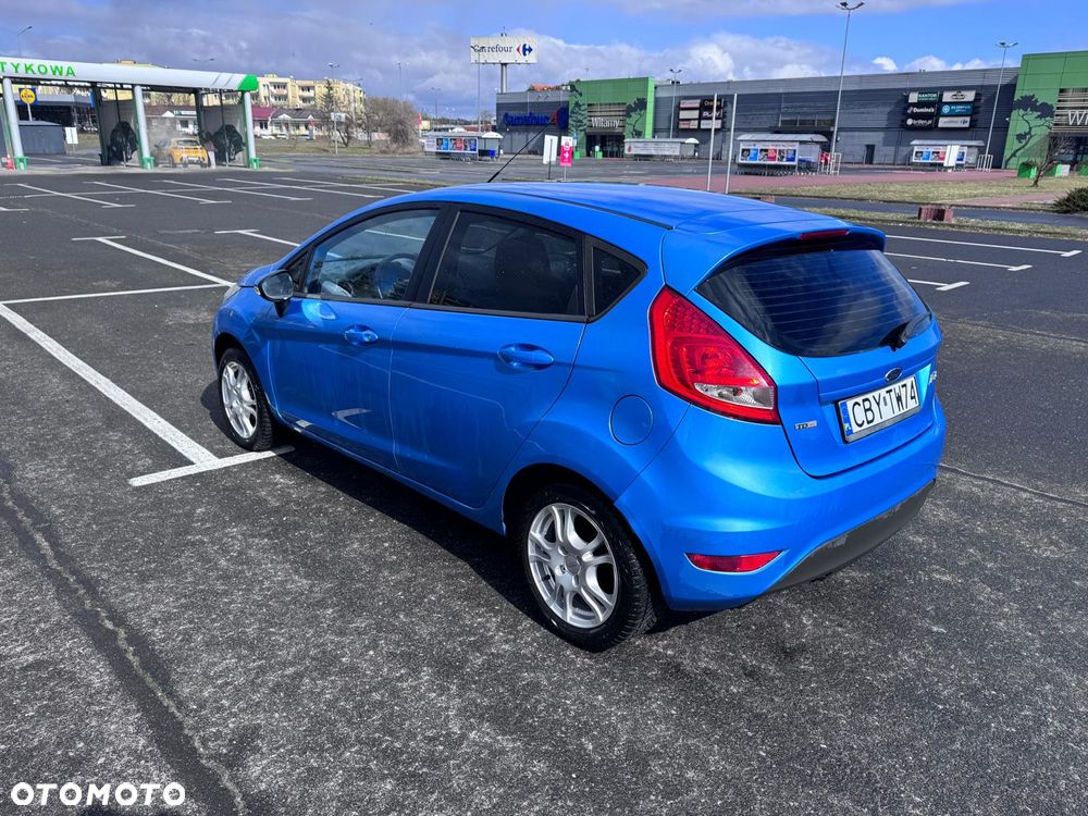 Ford Fiesta 1.4 TDCi Ambiente - 3