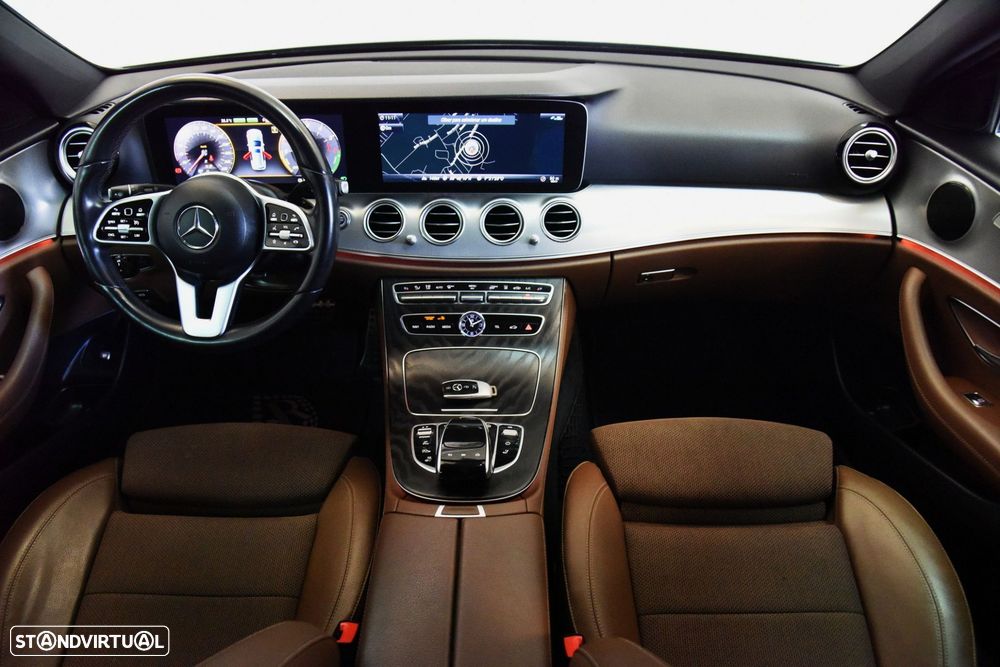 Mercedes-Benz E 300 de Avantgarde - 23