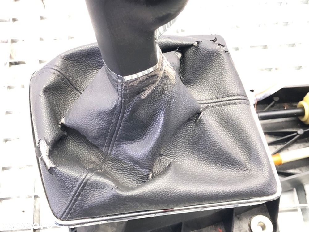 DŹWIGNIA ZMIANY BIEGÓW  OPEL ASTRA H CLASSIC Kombi (A04) 2006 - 2022 1.7 CDTI (L35) 92 kW [125 KM] - 5