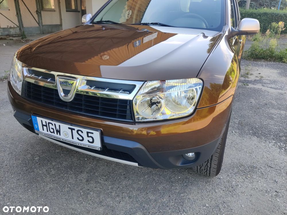 Dacia Duster 1.6 16V 105 4x2 Celebration - 10