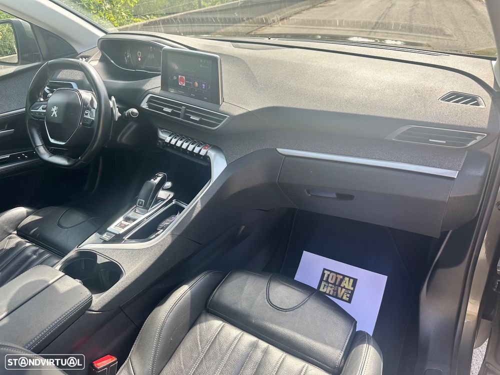 Peugeot 3008 1.2 PureTech Allure EAT8 - 12