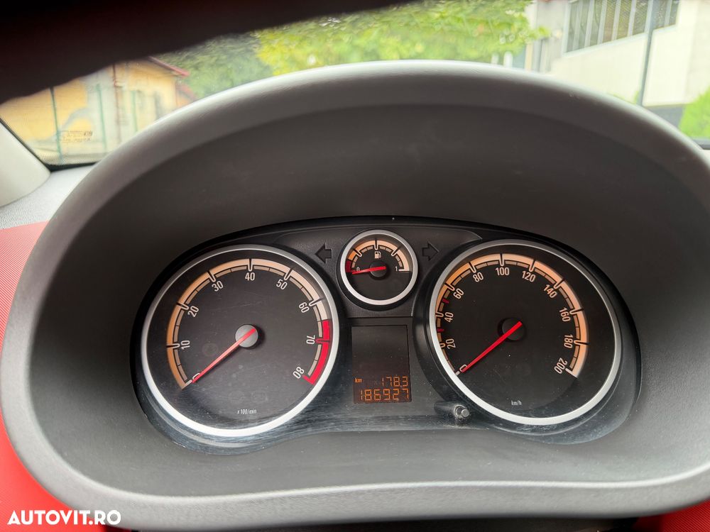 Opel Corsa 1.4 16V Automatik Color Edition - 7