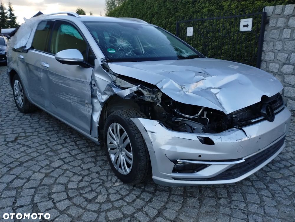 Volkswagen Golf Variant ver-2-0-bluetdi-dsg-cup - 11