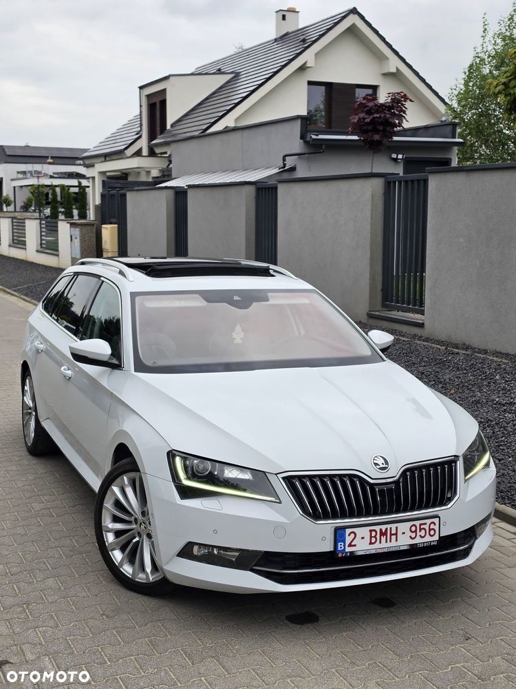 Skoda Superb 2.0 TDI Sportline - 5