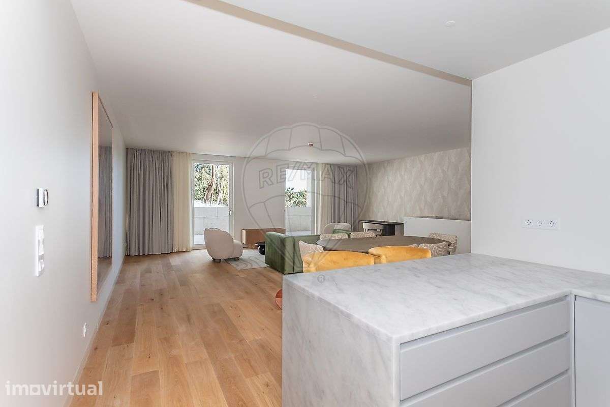 Apartamento T2 para arrendamento - Grande imagem: 2/13