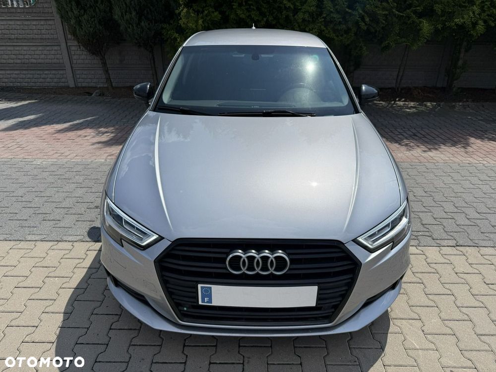 Audi A3 Sportback - 2