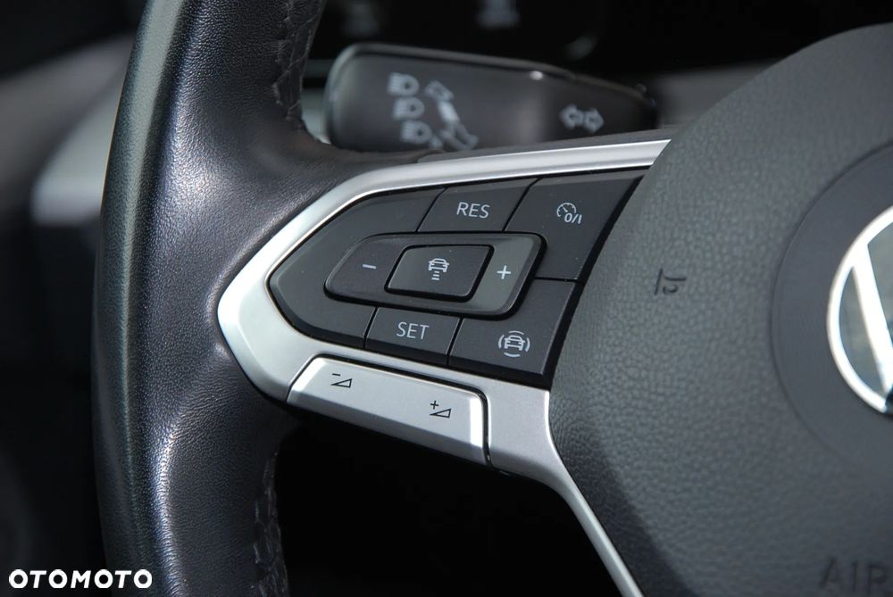 Volkswagen Golf 1.5 TSI EVO Life - 22