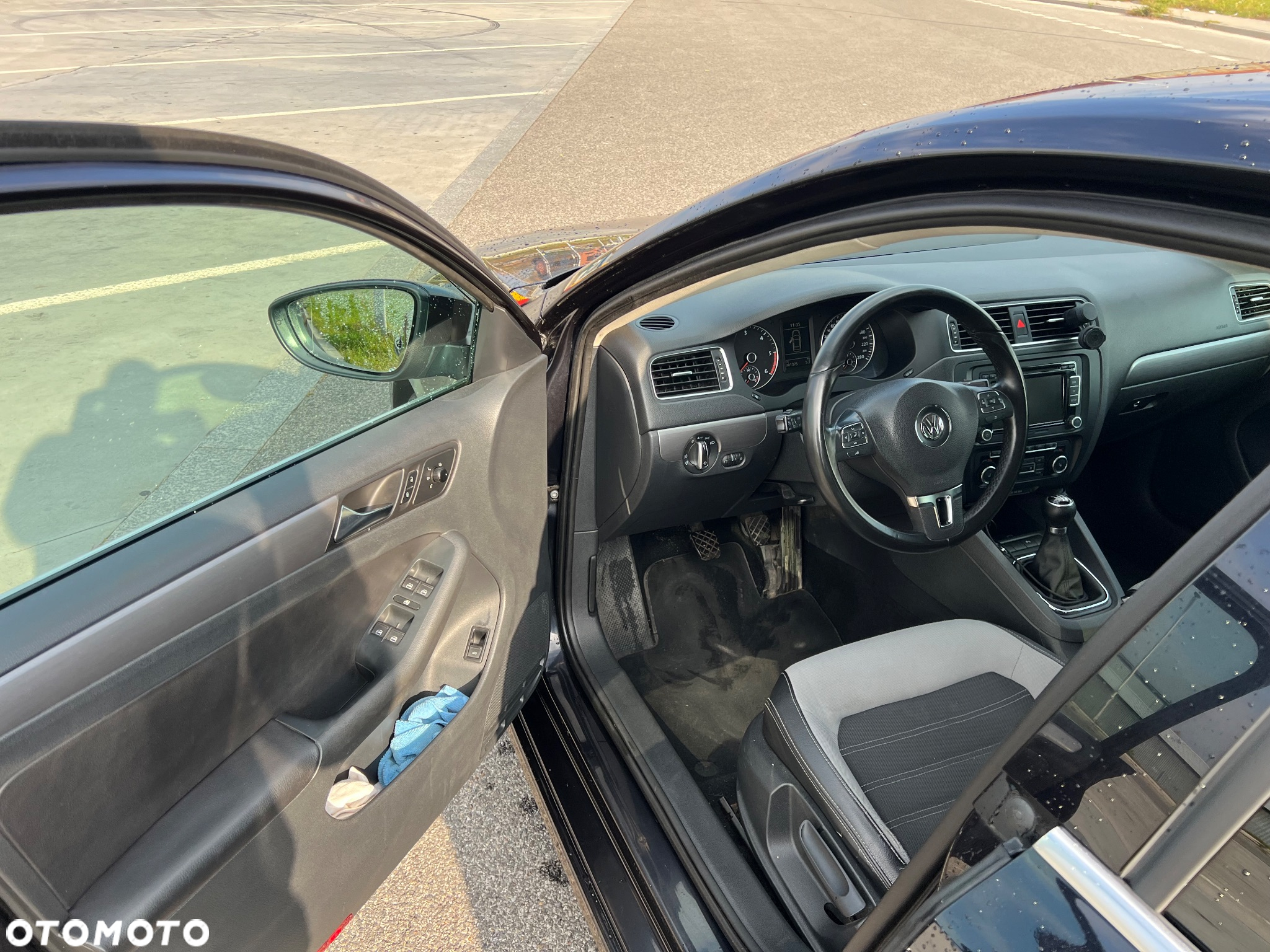 Volkswagen Jetta 2.0 TDI DPF Comfortline - 9