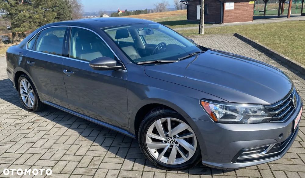 Volkswagen Passat - 3