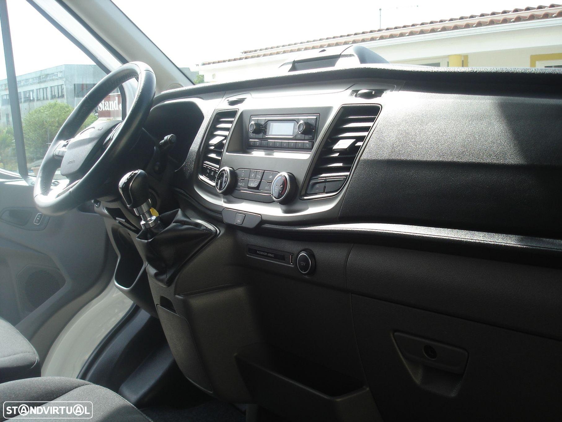 Ford Transit - 28