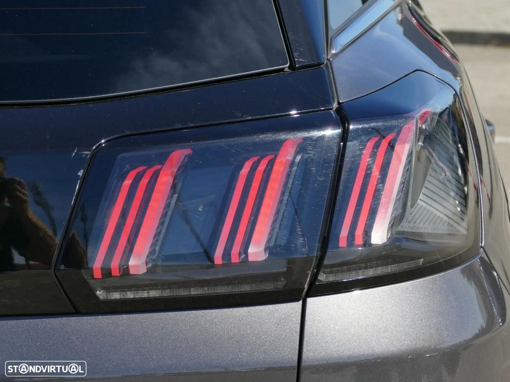Peugeot 3008 1.5 BlueHDi GT EAT8 - 13