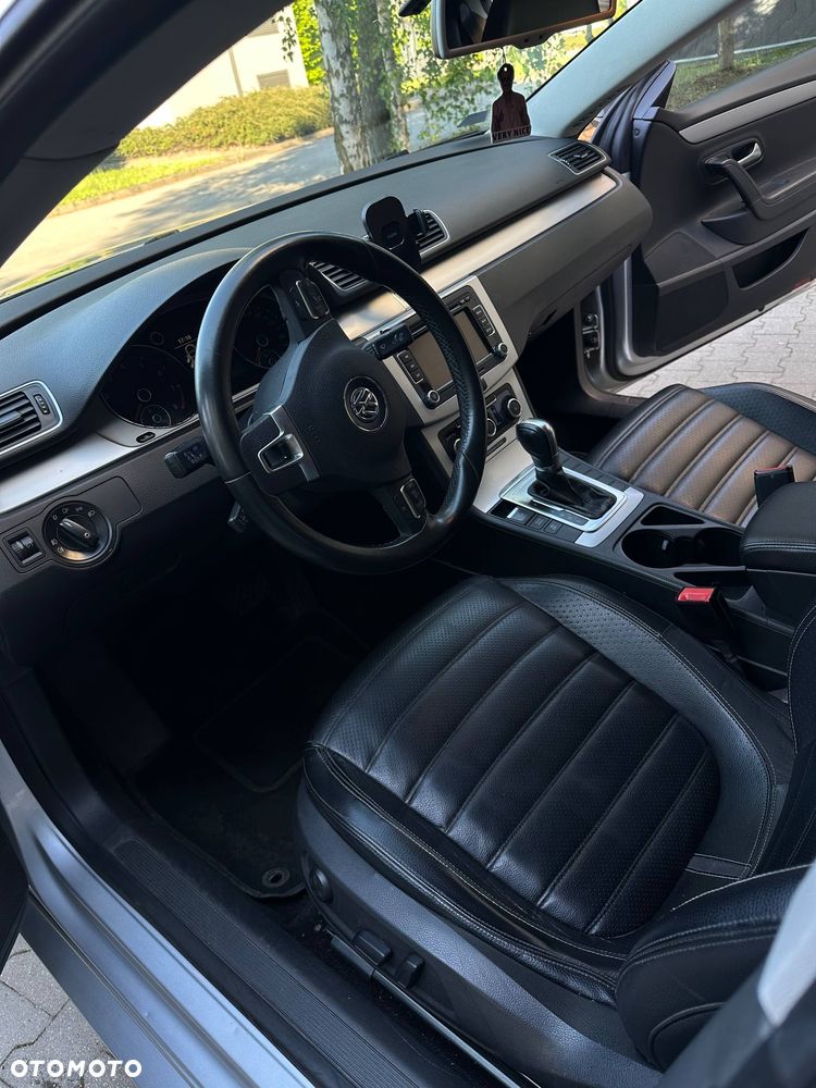 Volkswagen Passat CC - 17
