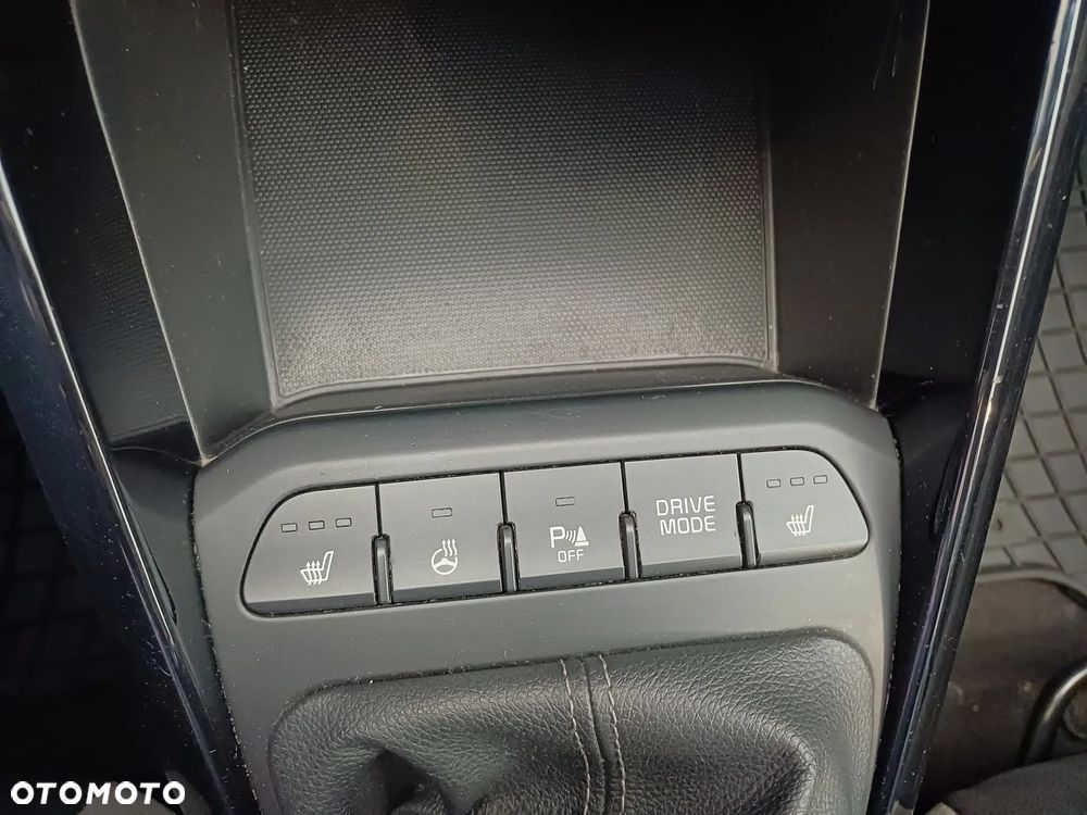 Kia Stonic 1.0 T-GDI MHEV L Business Line - 18