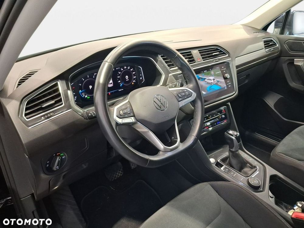 Volkswagen Tiguan Allspace - 10