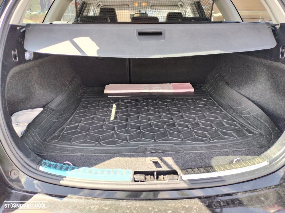Toyota Auris Touring Sports 1.8 HSD Exclusive+Navi - 9