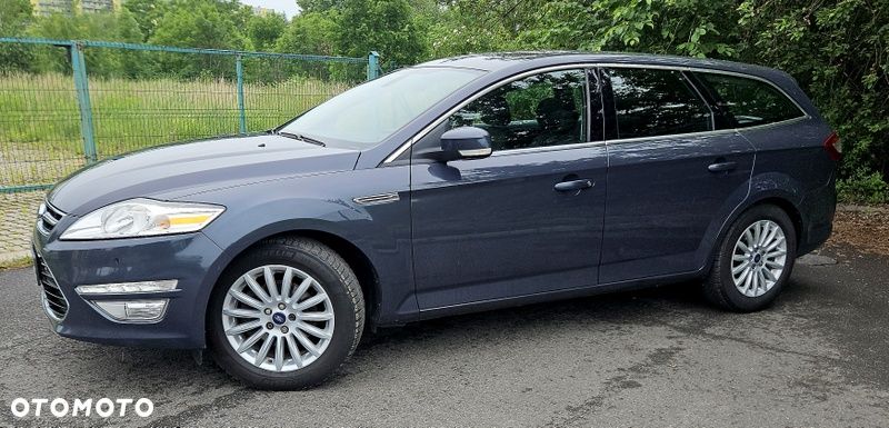 Ford Mondeo 2.0 Ghia - 10