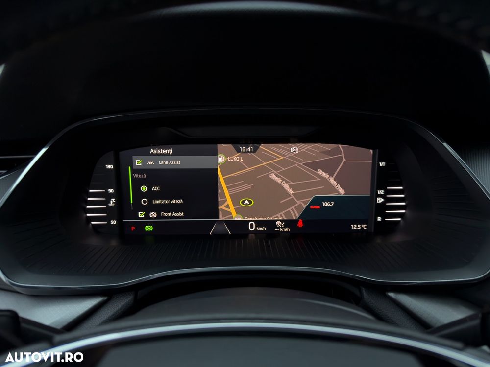 Skoda Octavia Combi 2.0 TDI DSG Tour - 11