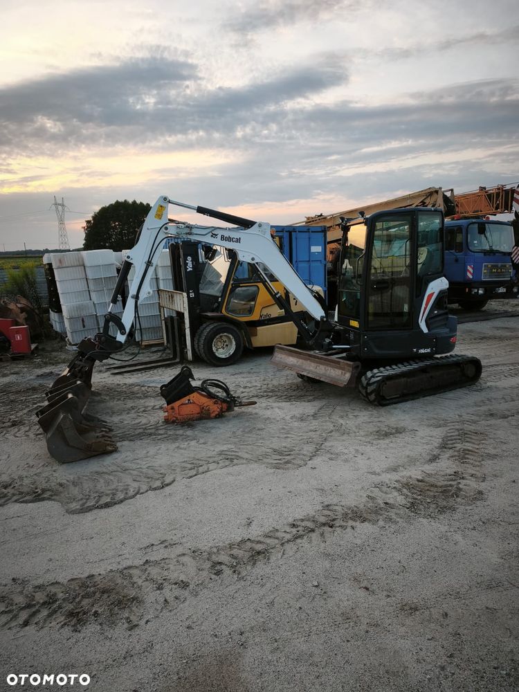 Bobcat E35z - 1
