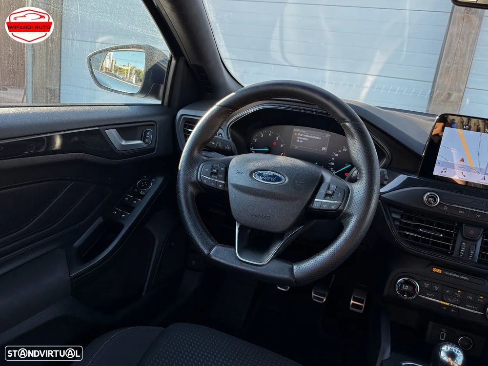 Ford Focus 1.0 EcoBoost ST-Line - 19