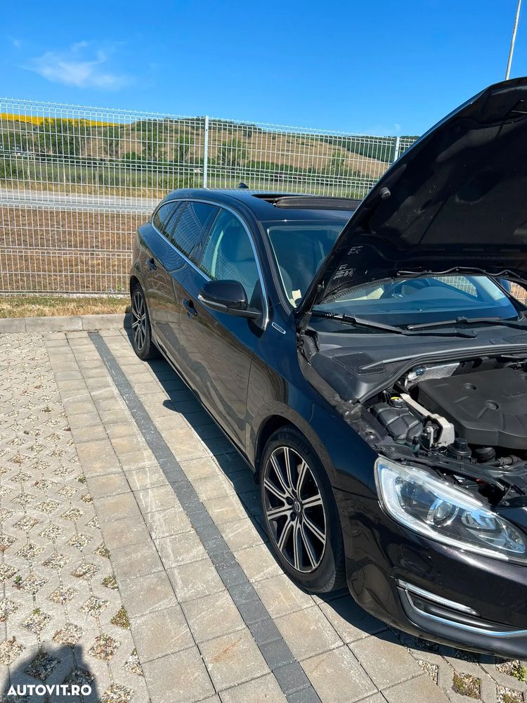Volvo V60 D5AWD Momentum - 9