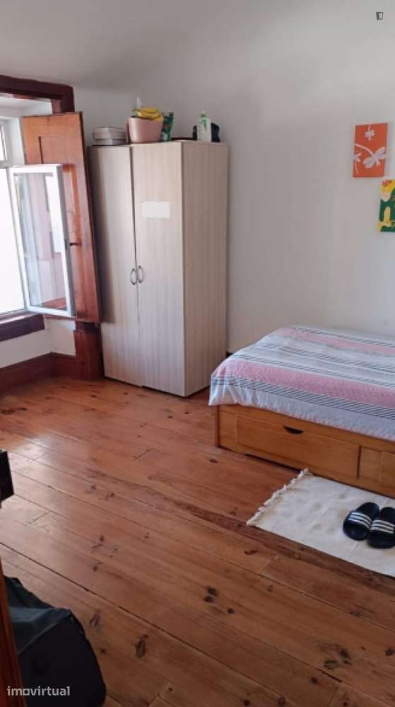 Apartamento com 5 quartos - localizado em Conchada Coimbra - Grande imagem: 2/32