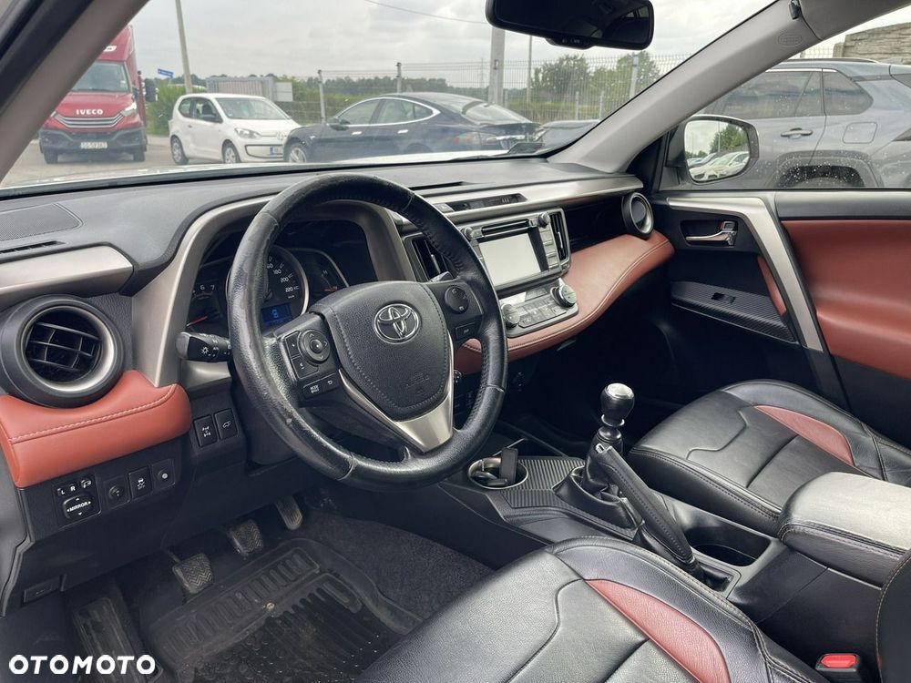 Toyota RAV4 2.0 D-4D 4x4 Executive - 6