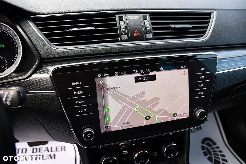 Skoda Superb 2.0 TDI DSG Style - 15