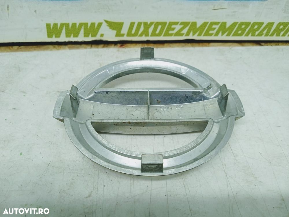 Emblema grila bara fata 62890em30a Nissan Tiida C11 [2004 - 2008] - 2